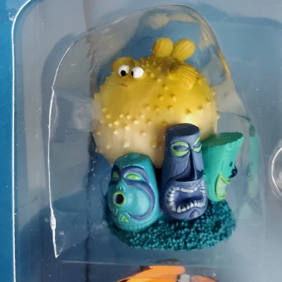 Disney Store Finding Nemo Action Figure Set - Picture 2 of 10
